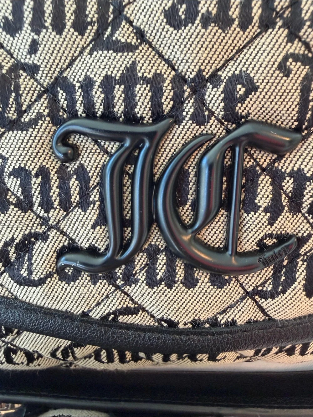Juicy Couture Beige Canvas Logo Shoulder Bag with Black Trim & Card Holder
